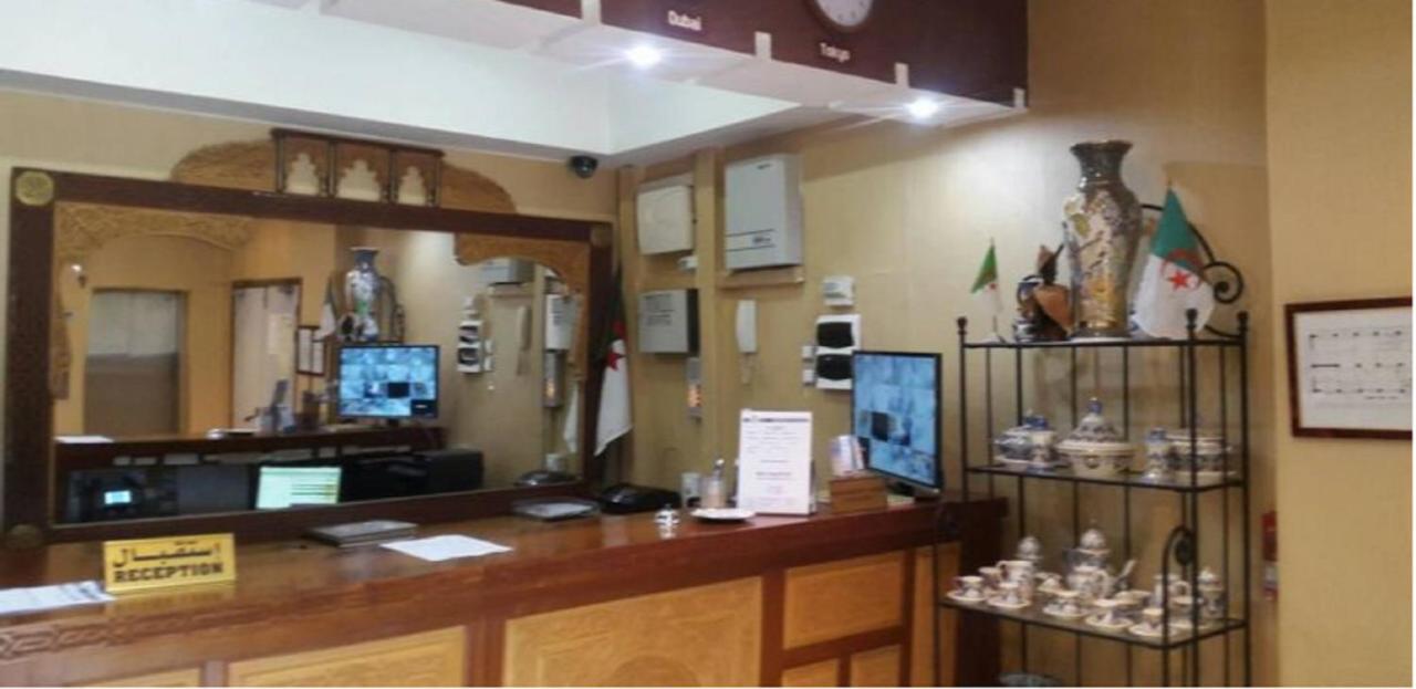 Roza Hotel Bab Ezzouar Buitenkant foto