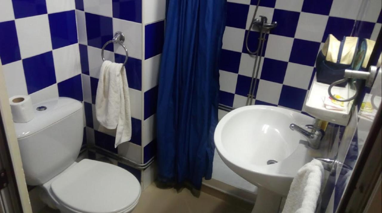 Roza Hotel Bab Ezzouar Buitenkant foto