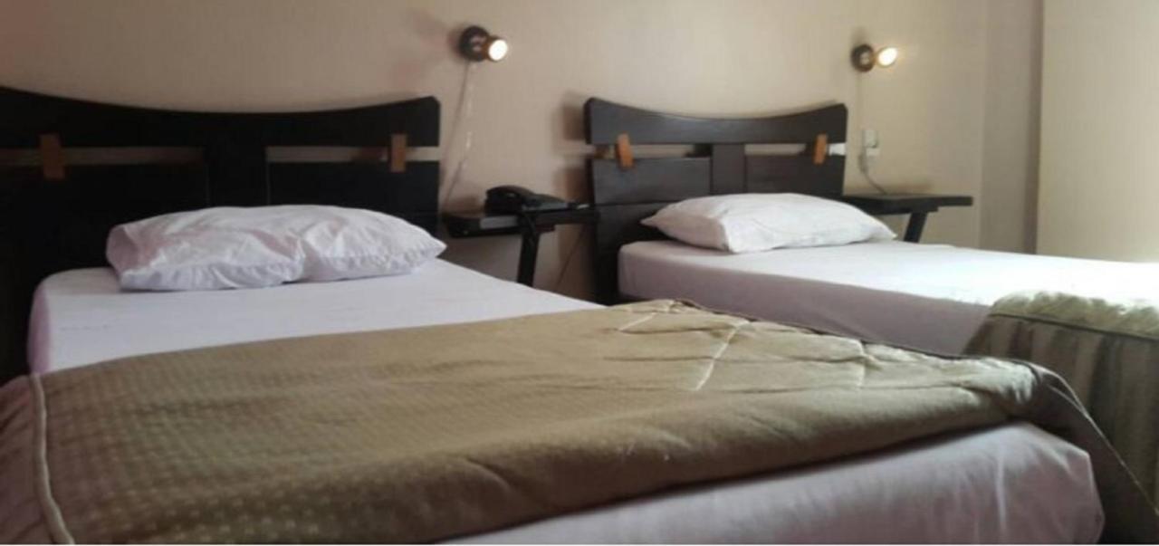 Roza Hotel Bab Ezzouar Buitenkant foto