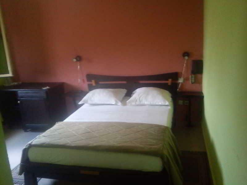 Roza Hotel Bab Ezzouar Buitenkant foto